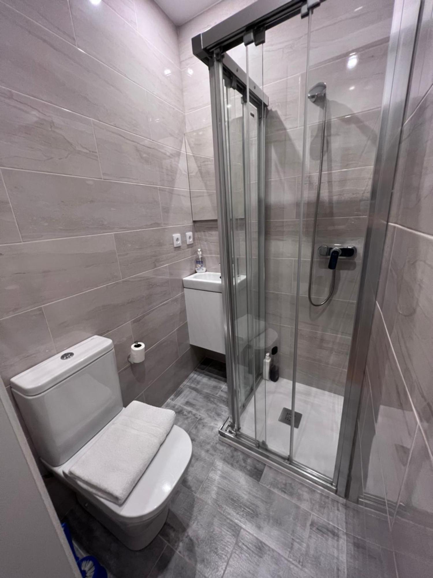 Piso Andorra Apartment Bagian luar foto